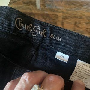 NEW size 5L Cruel Girl Black jeans.